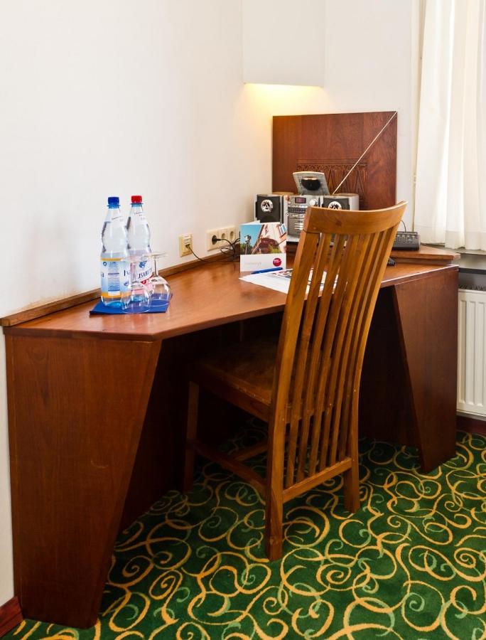 Hotel Monpti Хайделберг Екстериор снимка