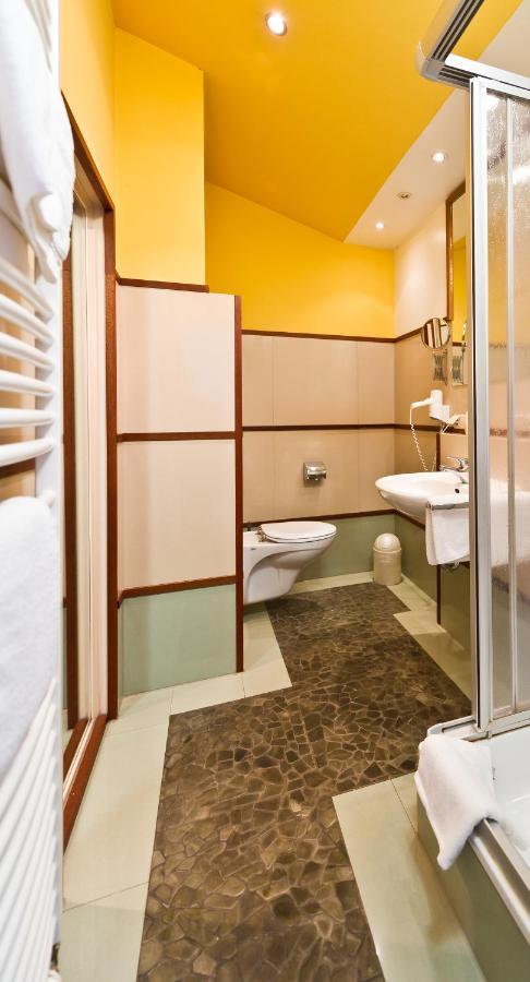 Hotel Monpti Хайделберг Екстериор снимка