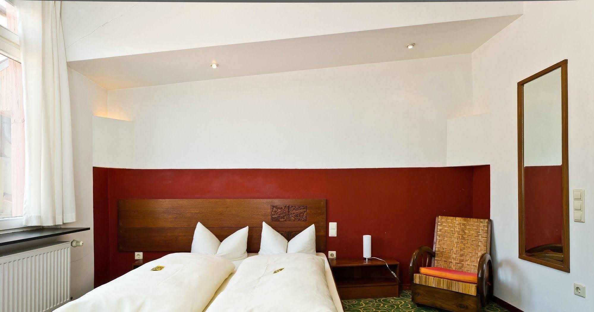 Hotel Monpti Хайделберг Екстериор снимка