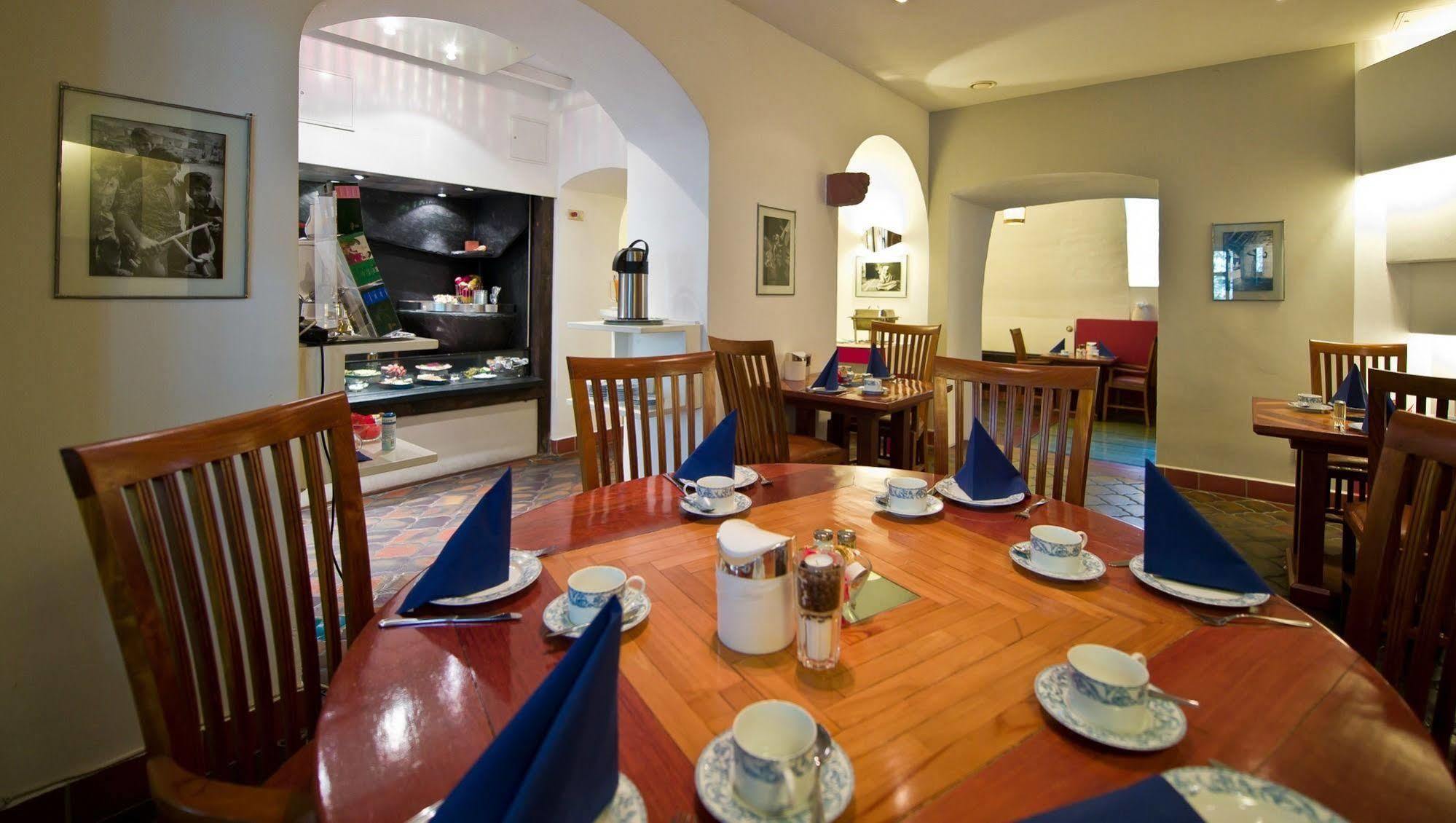 Hotel Monpti Хайделберг Екстериор снимка