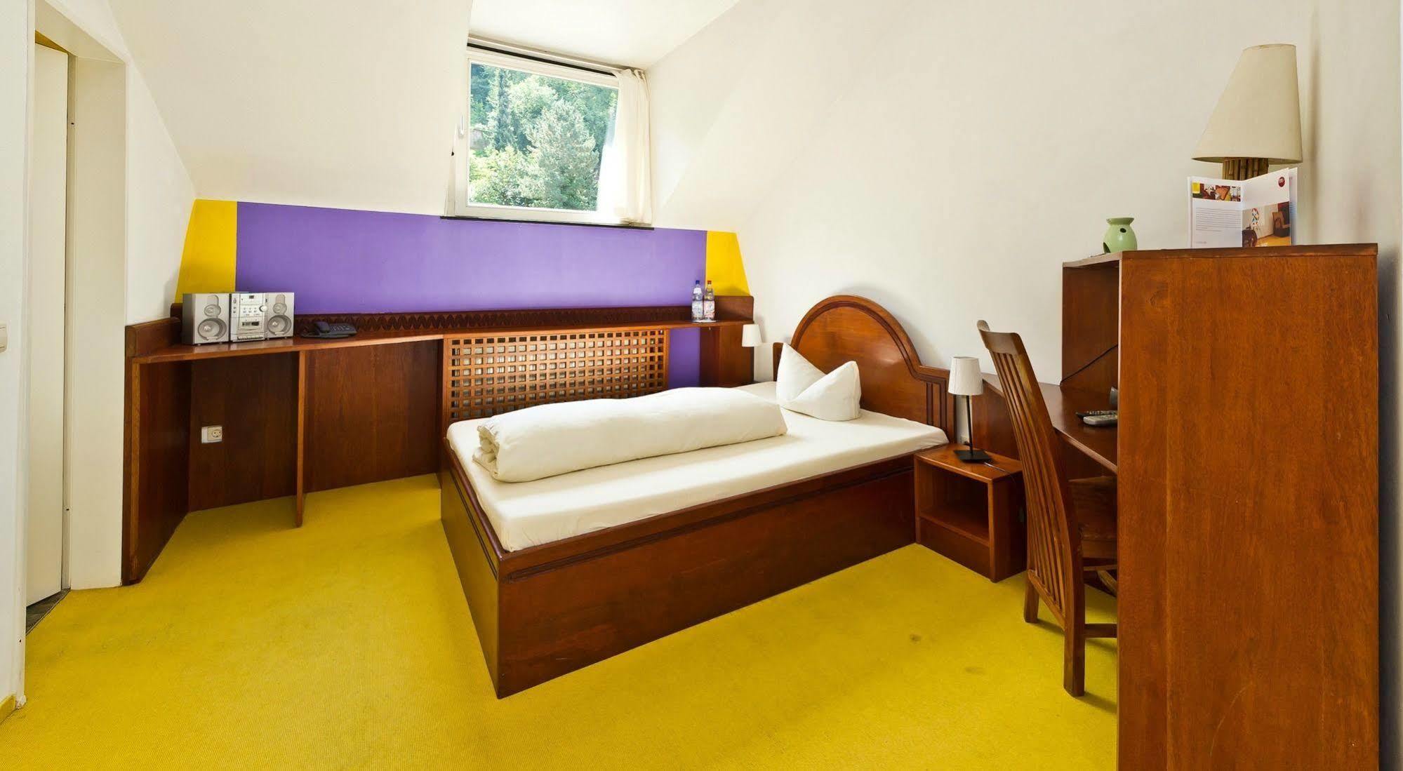 Hotel Monpti Хайделберг Екстериор снимка