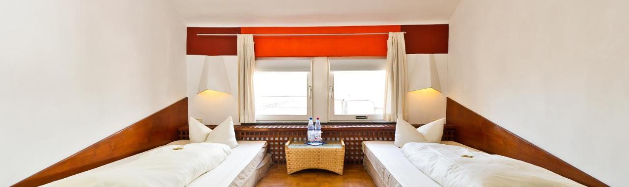 Hotel Monpti Хайделберг Екстериор снимка